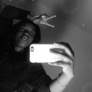 Meet your Posher, Diamond